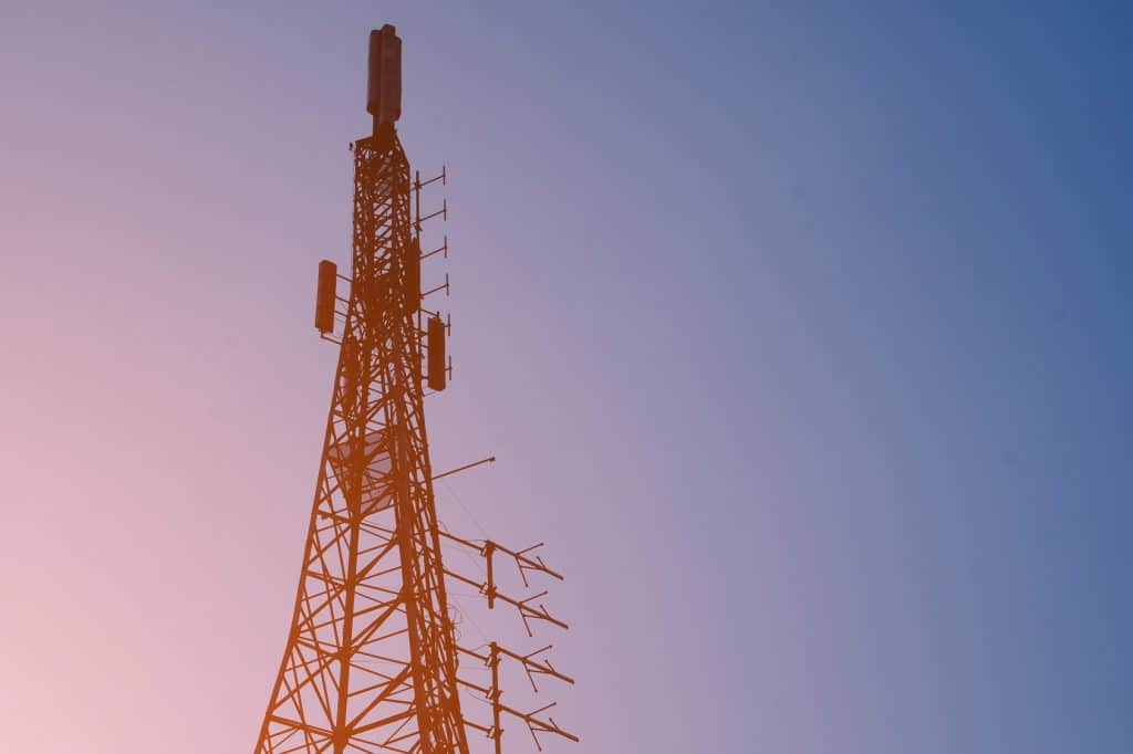 los operadores de telecomunicaciones han manifestado que las cargas tributarias en México por el uso del espectro son de las más altas del mundo