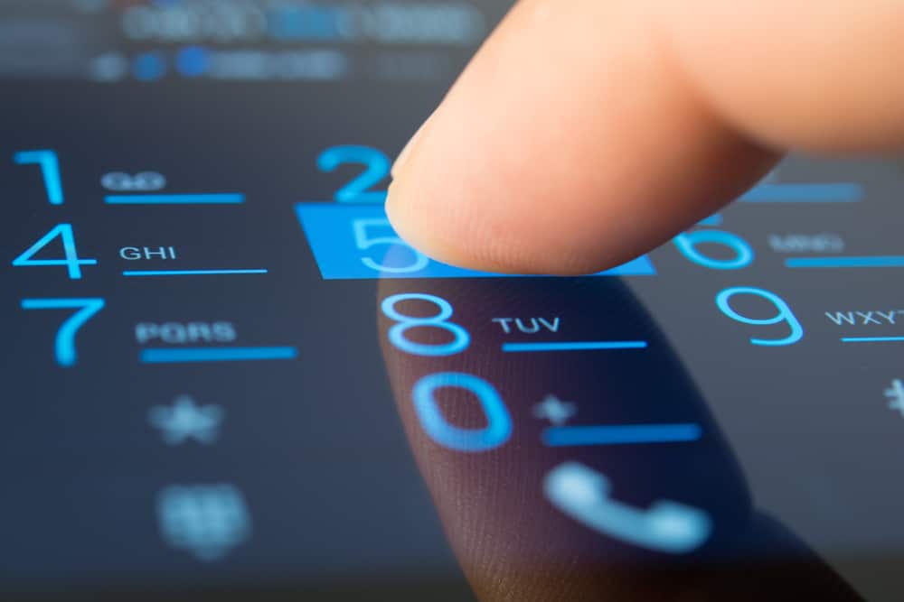 La Portabilidad Numérica (PN) se define como “el derecho que tienes como usuario de telefonía fija o móvil a conservar tu número telefónico cuando decides cambiar de operador”,