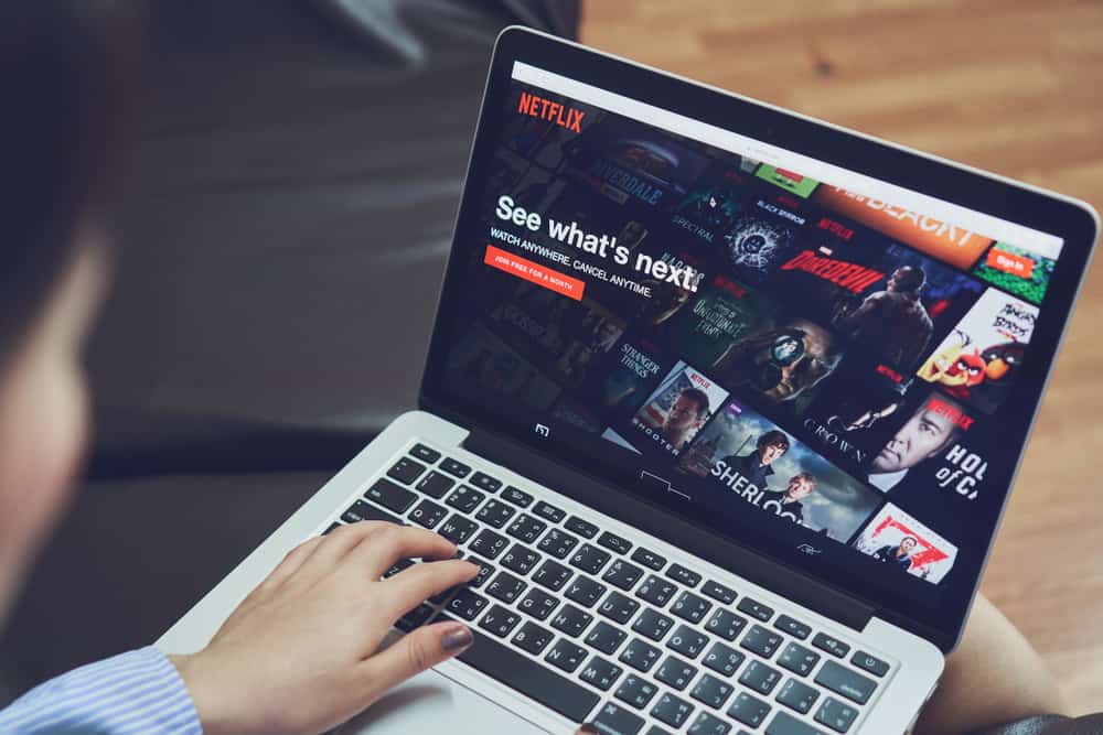 El titular de la Secretaría de Hacienda y Crédito Público, Carlos Urzúa, informó en videoconferencia desde Osaka, Japón, en el marco de la Cumbre del G20, sobre la discusión de poner impuestos a las plataformas de streaming como Netflix.